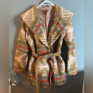 Pendleton Aztec southwestern virgin wool coat American Indian college coat